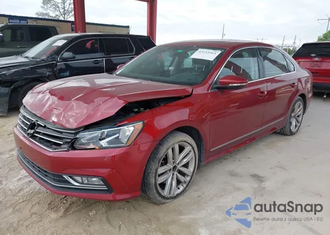 2016 Volkswagen Passat 1.8T Sel z USA, uszkodzony, nr VIN 1VWCT7A34GC065171